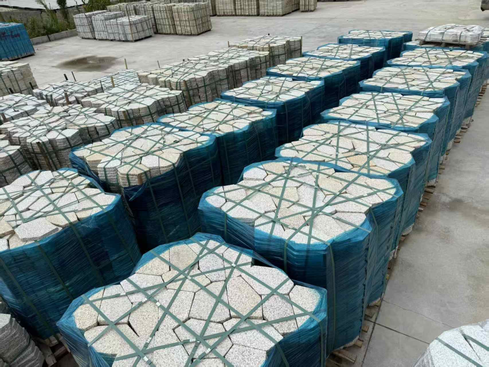 六盘水黄金麻冰裂纹 碎拼