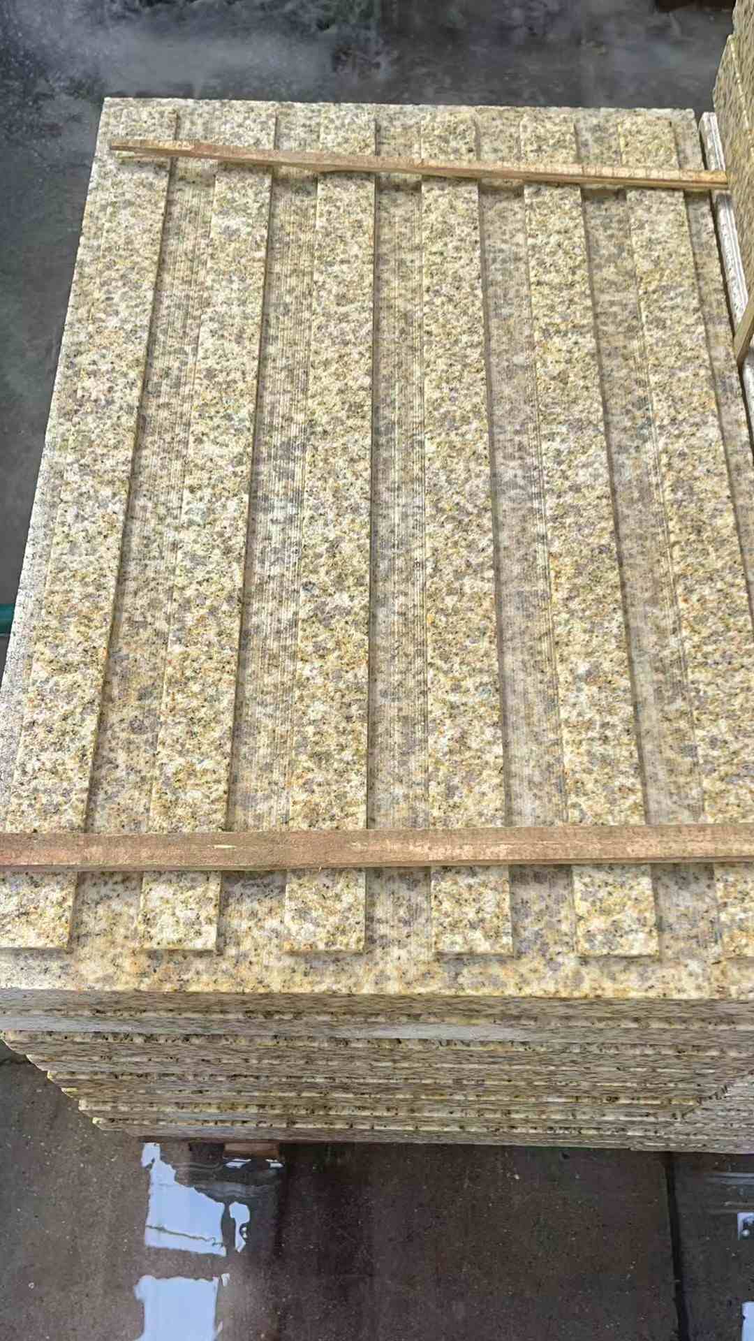 六盘水黄金麻盲道 石材盲道