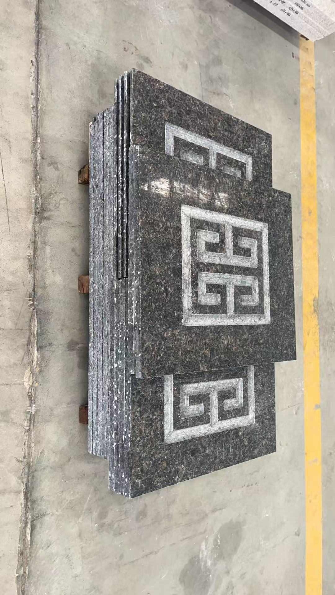 六盘水英国棕回纹雕刻版